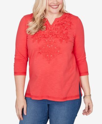 Women's Port Side Tonal Embroidered Split-Neck Top