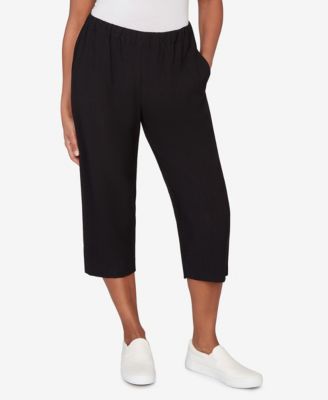 Women's Crowd Pleaser Relaxed Pull-On Black Capri Pants