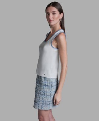 Women's Scoop Neck Sleeveless Knit Top