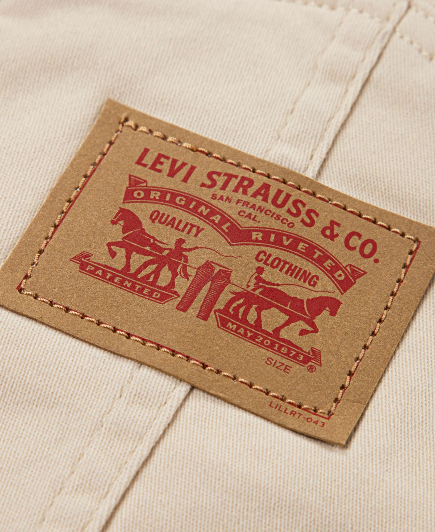 Комбинезон Levi's Sleeveless Twill Overalls для малышей, цвет: Бежевый — фото 5