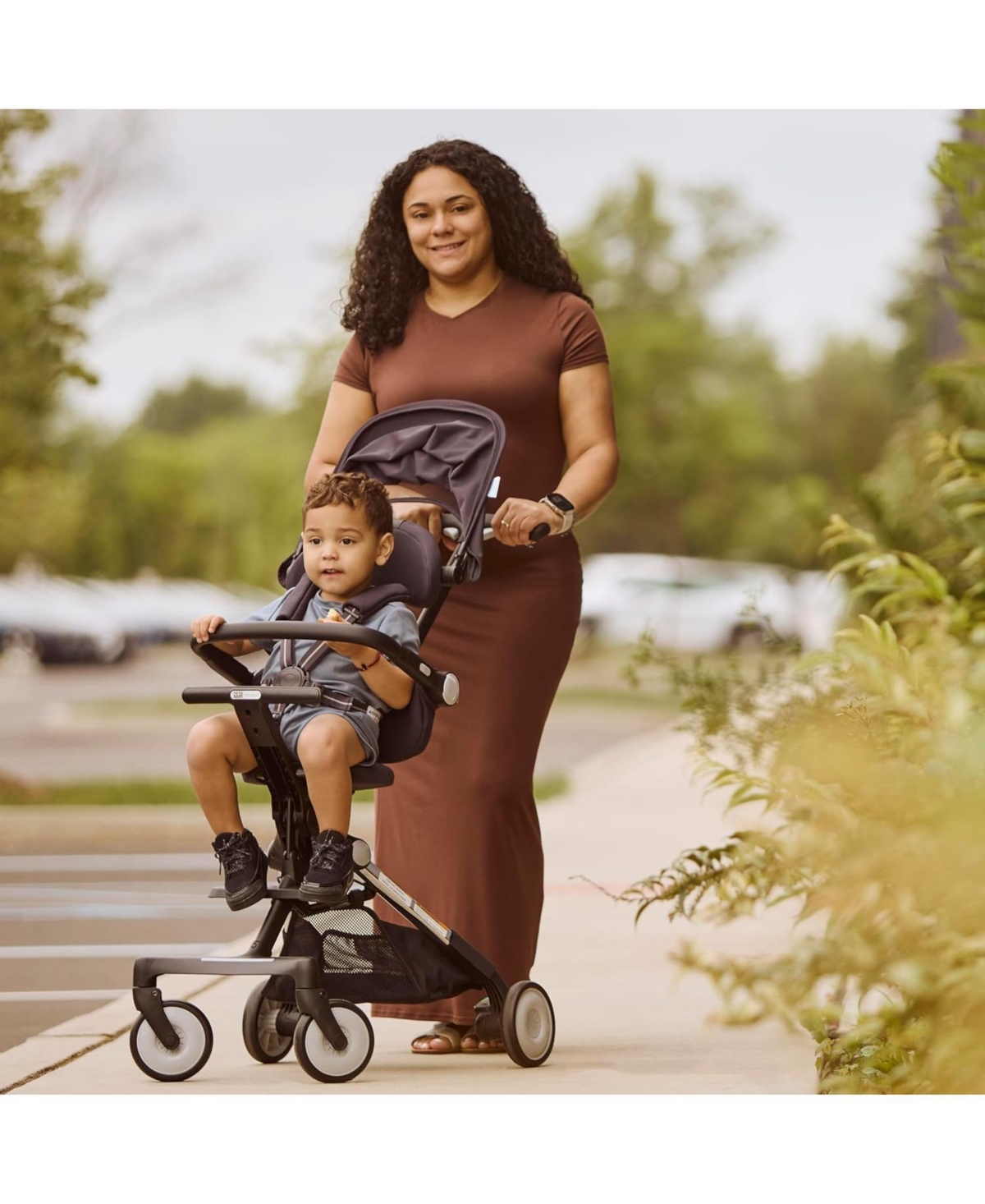 Dream On Me Baby evolur Velo Rider stroller: lightweight for ages 6–36 months with one-hand fold, footrest, rear platform, and 5-point harness.
