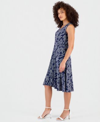 Petite Printed Sleeveless Midi Dress
