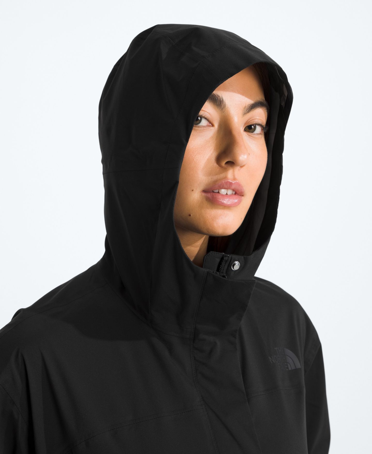 Женская куртка The North Face Voyage Rain 3L Hooded, цвет: Чёрный — фото 4