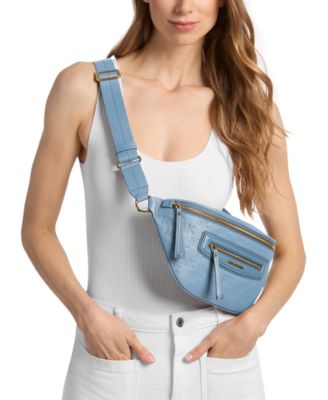 Jet Set Medium Sling Messenger Bag