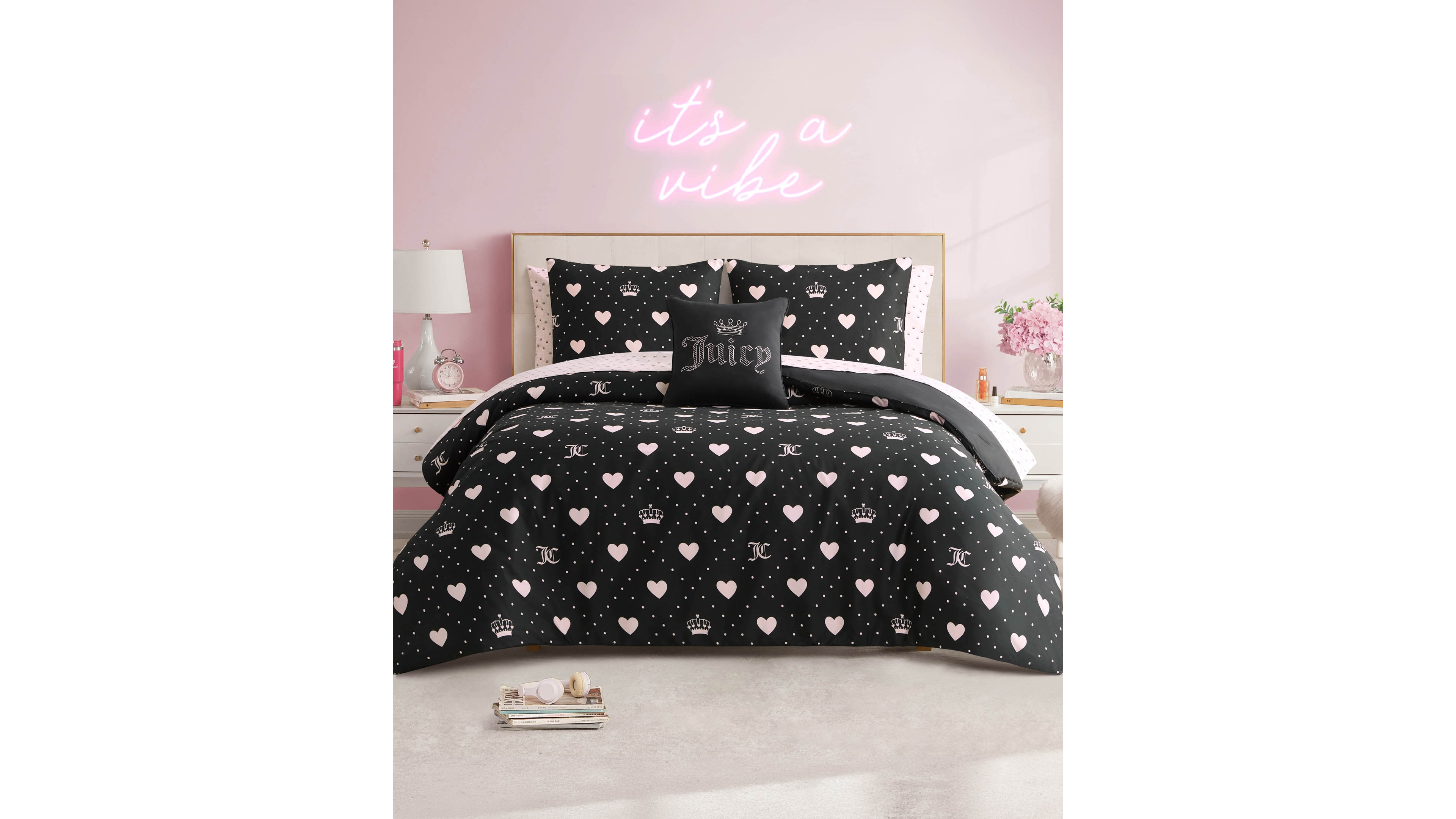 Juicy Couture Hearts Diamond Bed in a Bag 8-Pc. Comforter Set, King