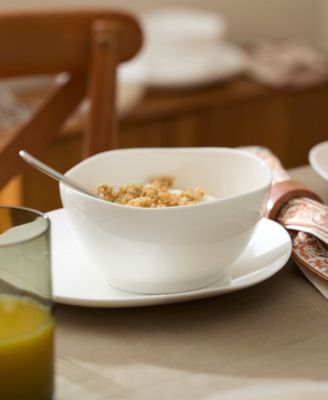 Studio 1414 Curve 16-Pc. Dinnerware Set, Service for 4