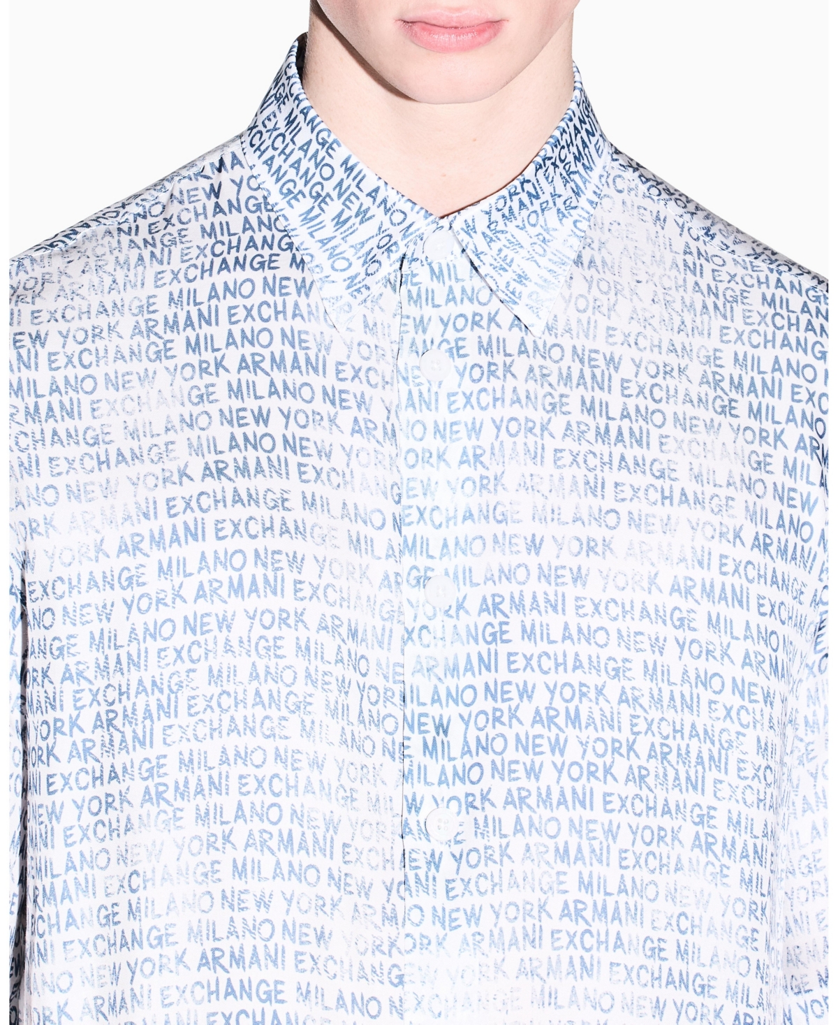 A|X Armani Exchange Men's Short Sleeve Silky Printed Button Up Shirt