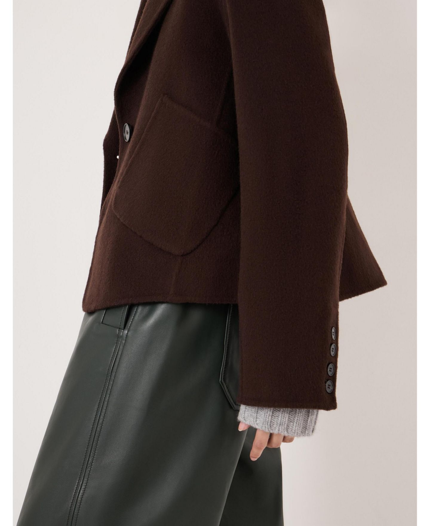 Женский пиджак Hush Mina Pure Wool Double Faced Blazer, цвет: Шоколадный коричневый — фото 8