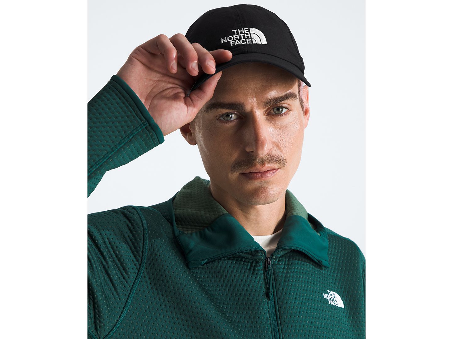 Мужской головной убор The North Face Horizon Hat, цвет: Чёрный / Белый — фото 1