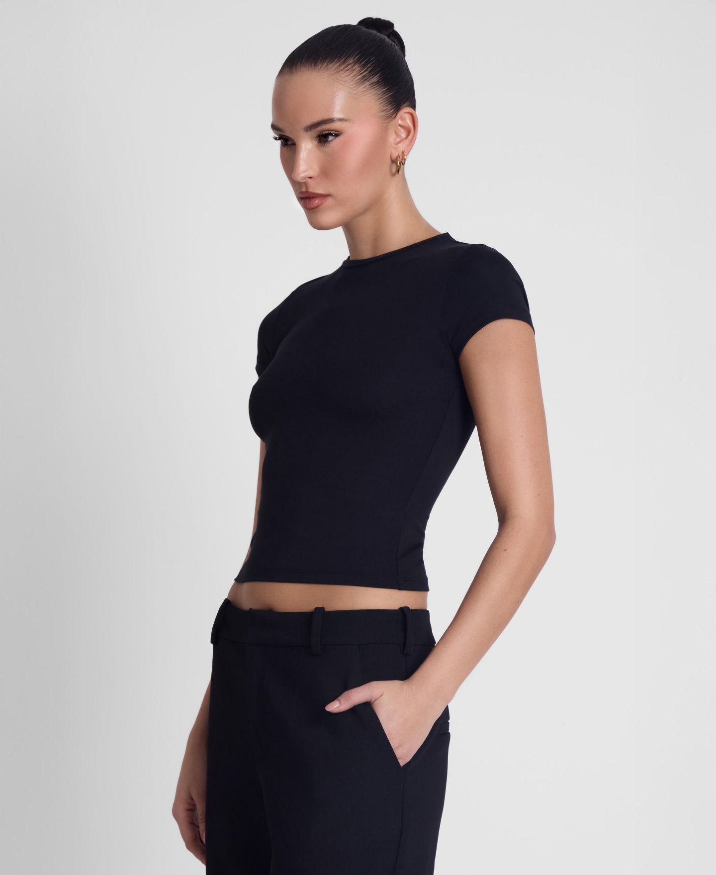 Женский топ LEAU Everyday Jersey Short Sleeve, цвет: Чёрный — фото 2