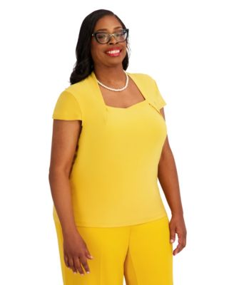 Women's Square Neck Short-Sleeve Top