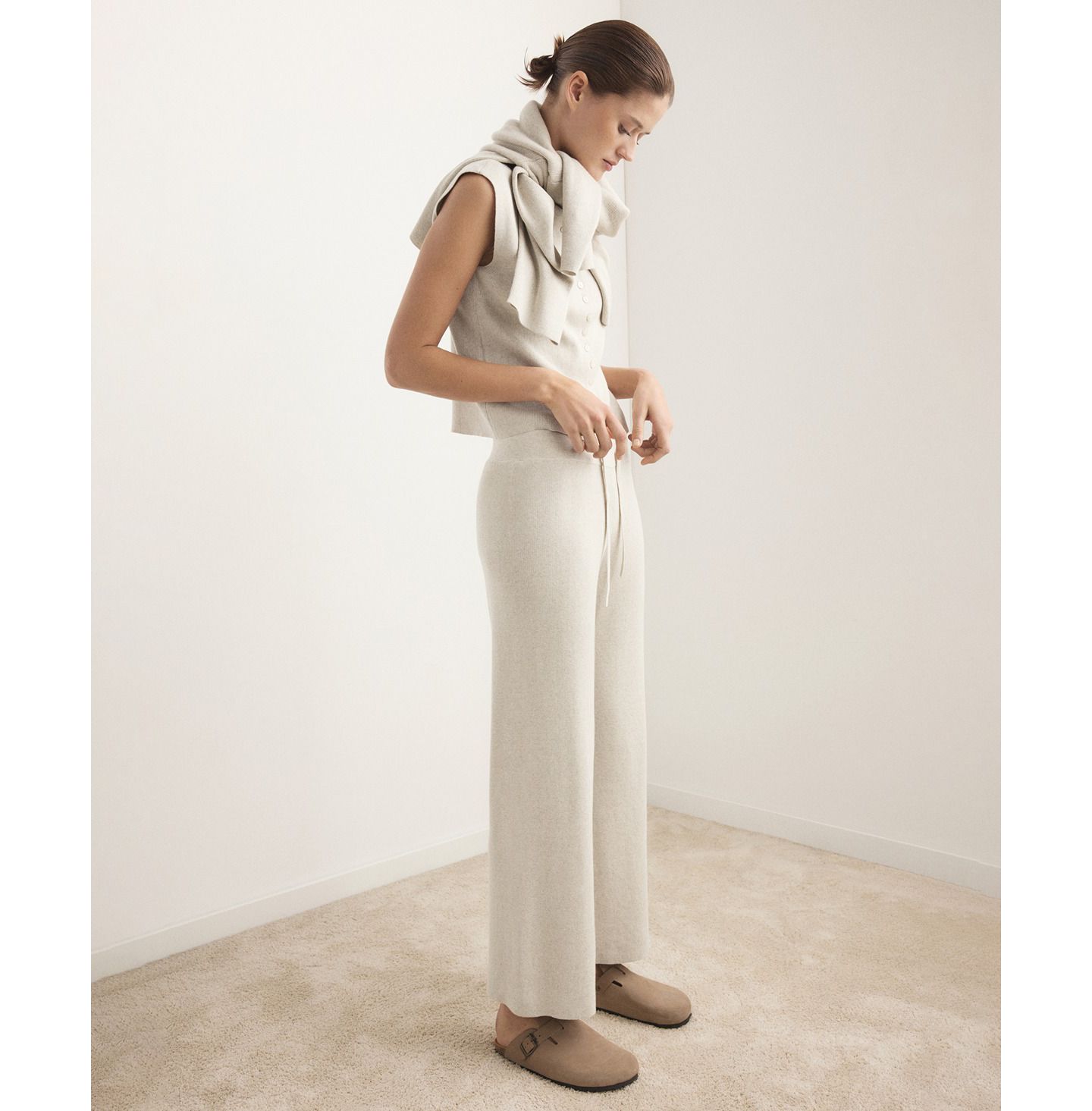Женские брюки Mango Fluid Cotton-Linen Woven, цвет: Бежевый — фото 6