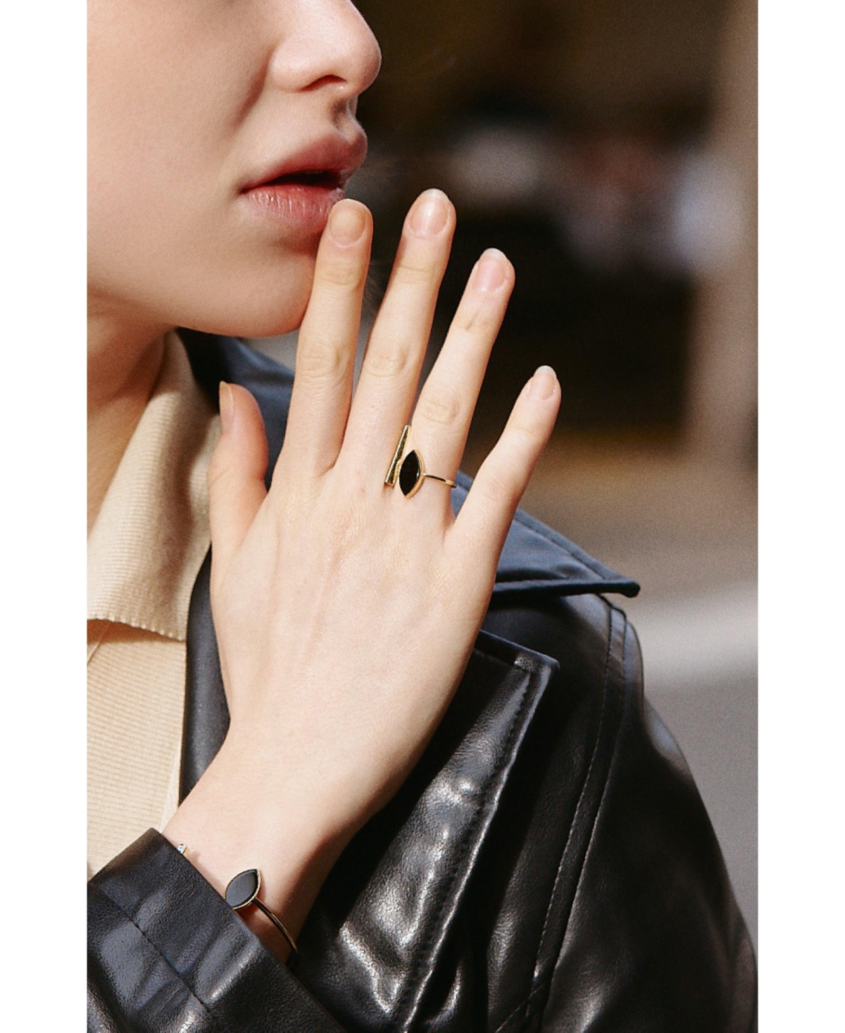 Retro Chic Onyx Eyes Ring