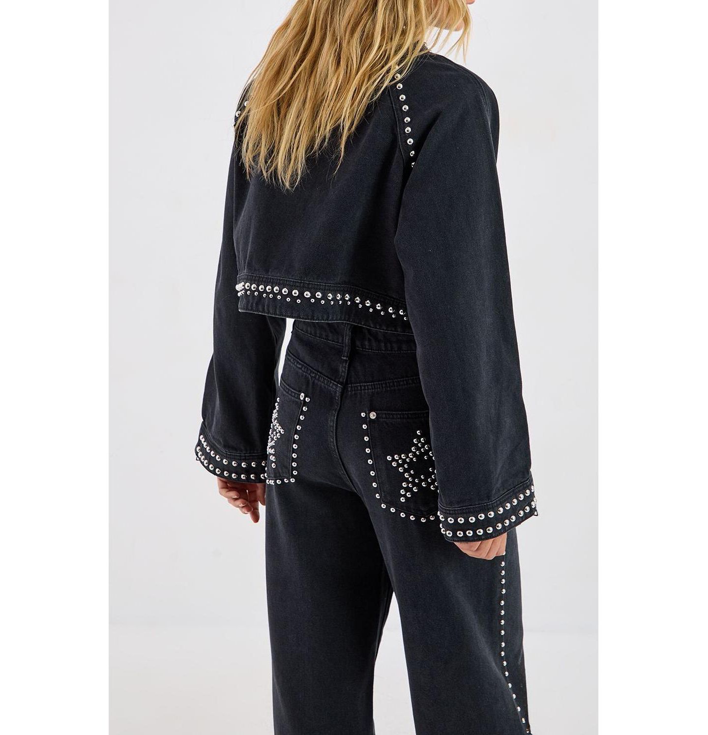 Женская куртка Nasty Gal Studded Denim Jacket, цвет: Потёртый чёрный — фото 5