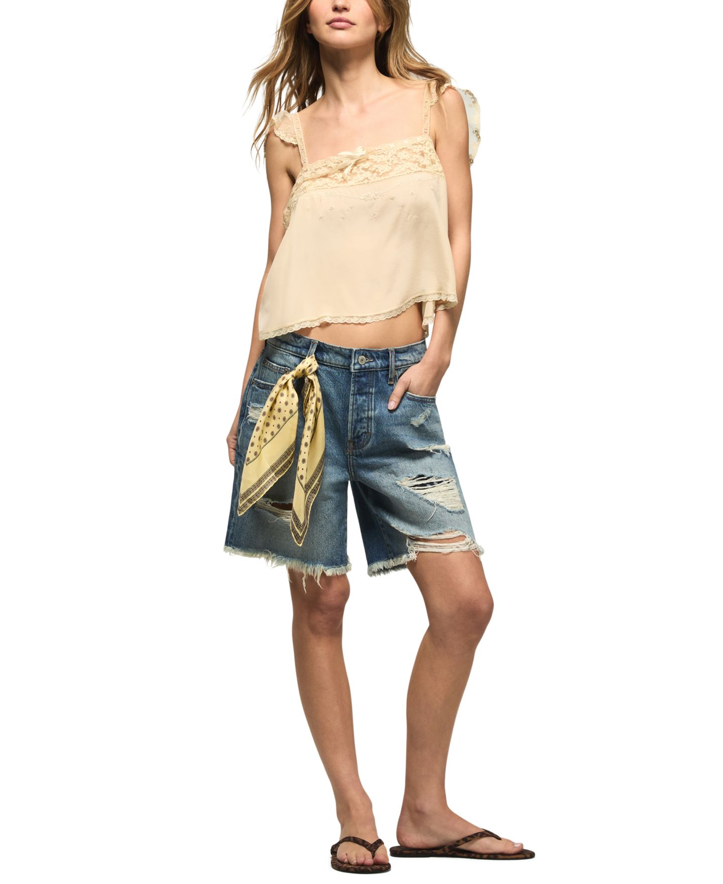 Женские шорты Lucky Brand Cotton Baggy Classic High-Rise, цвет: Выцветший жёлтый варёный — фото 2