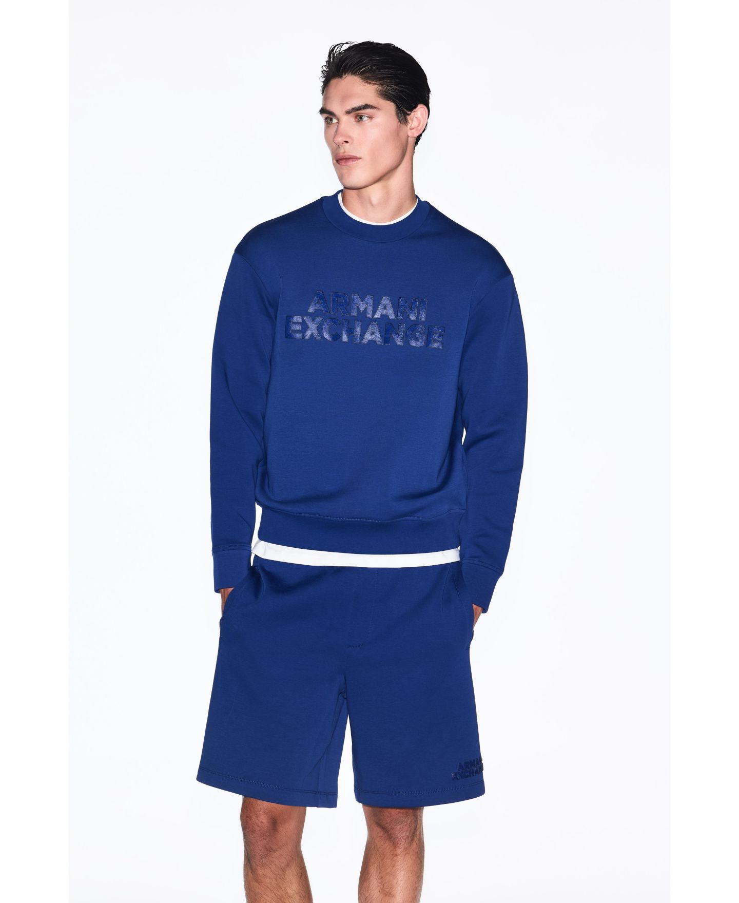 Мужской свитшот A|X Armani Exchange Elevated Logo Crewneck, цвет: Синий — фото 2