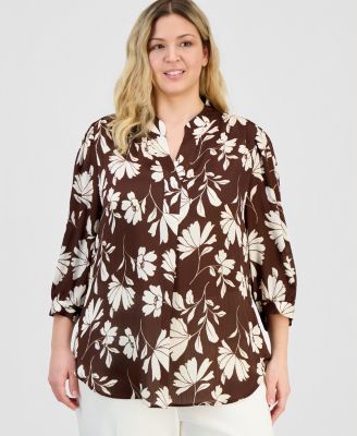 Plus Size Split-Neck 3/4-Sleeve Top