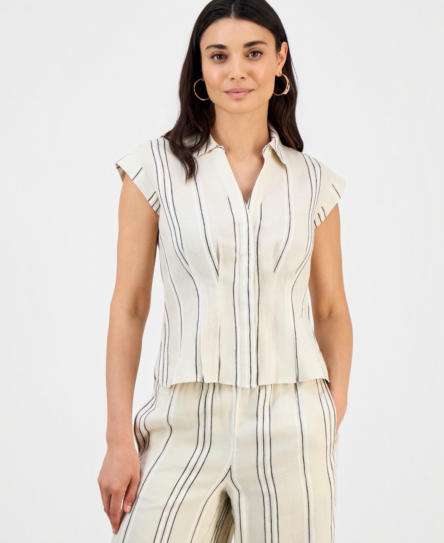 Женская блузка I.N.C. International Concepts Petite Printed Short-Sleeve Collared Button-Up Blouse, цвет: Полосатый — фото 1