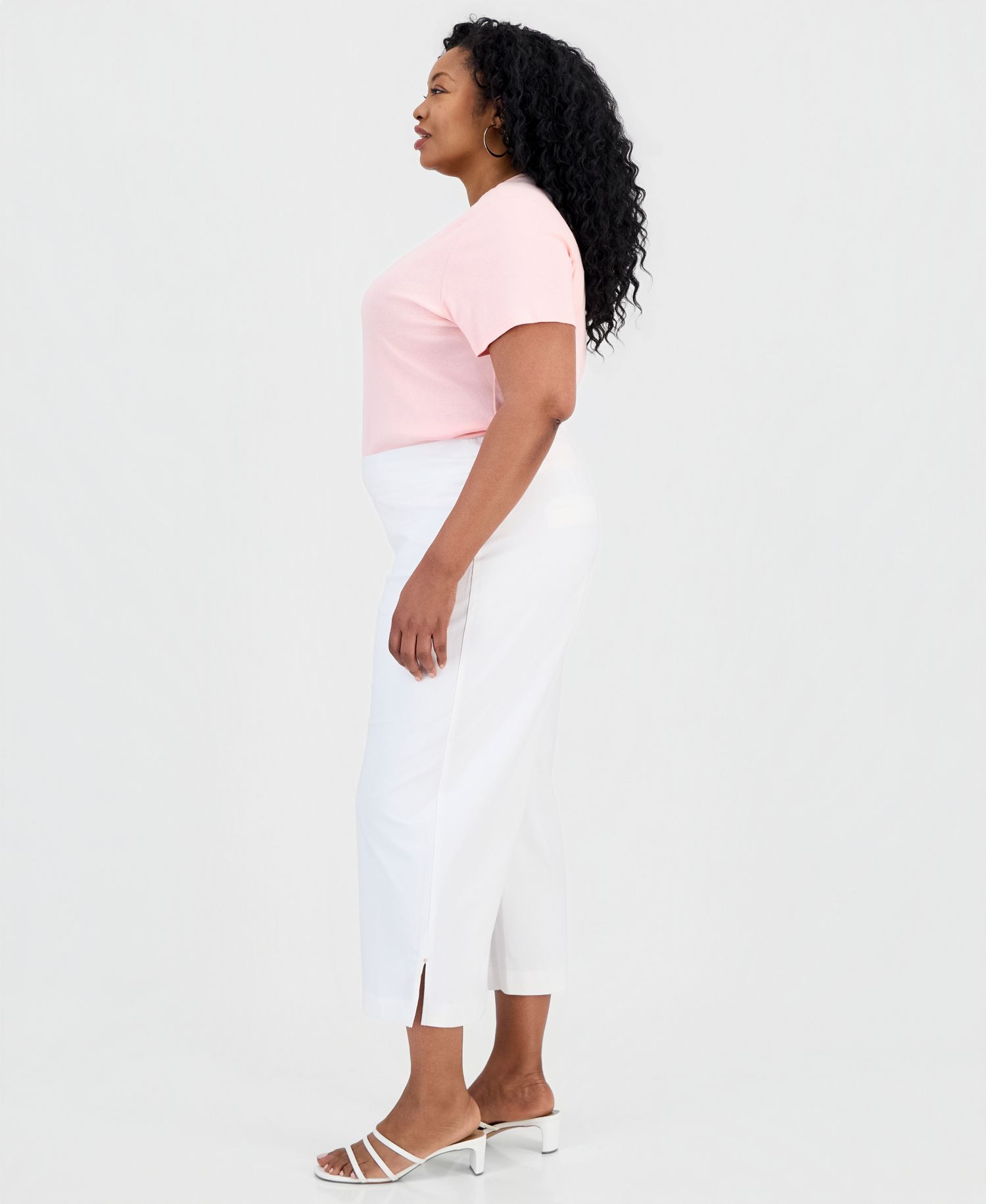 Plus Size Pull-On Wide-Leg Capri Pants