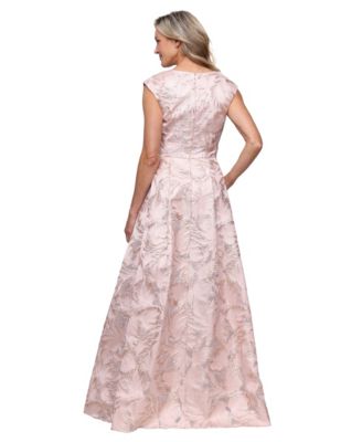 Women's Sleeveless Jacquard Gown