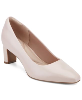 Women's Merida Block Heel Pumps