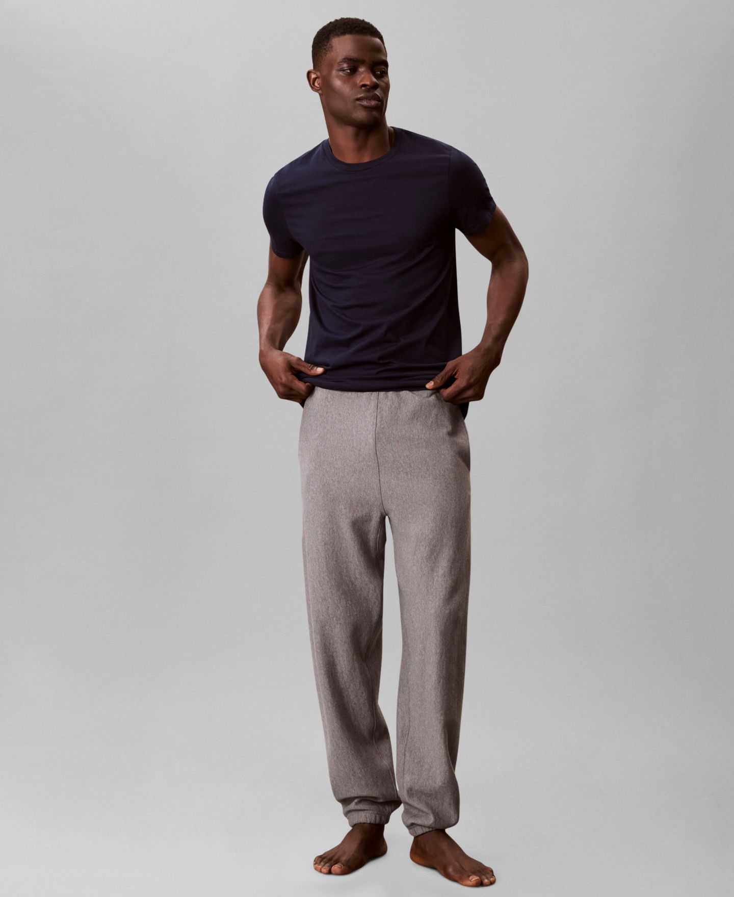 Мужские футболки Calvin Klein 3-Pack Cotton Classics Crewneck T-Shirts, цвет: Тёмно-синий / Красный — фото 6