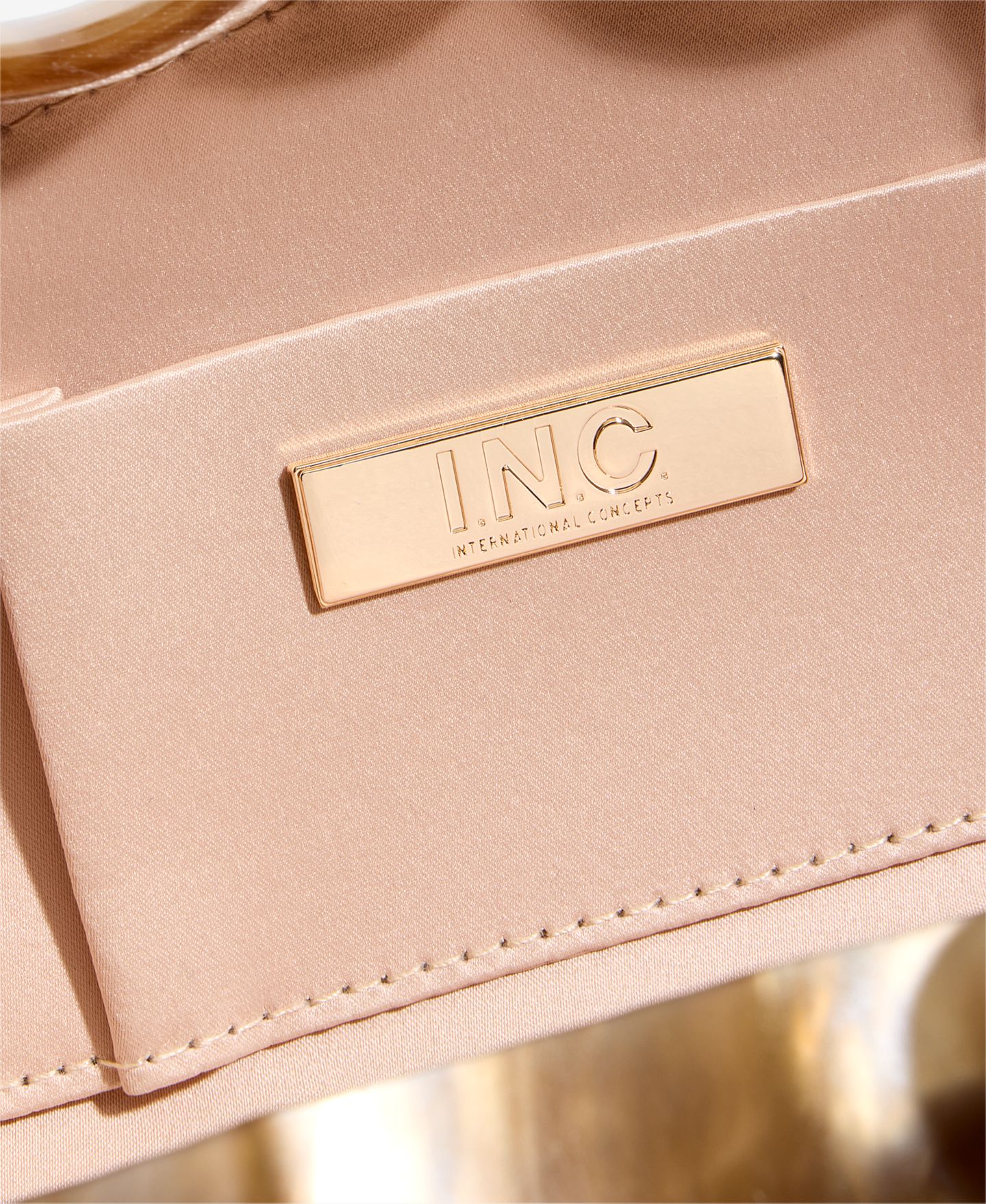 Женские клатчи I.N.C. International Concepts Acrylic Shell Minaudiere, цвет: Жемчужный золотой — фото 7
