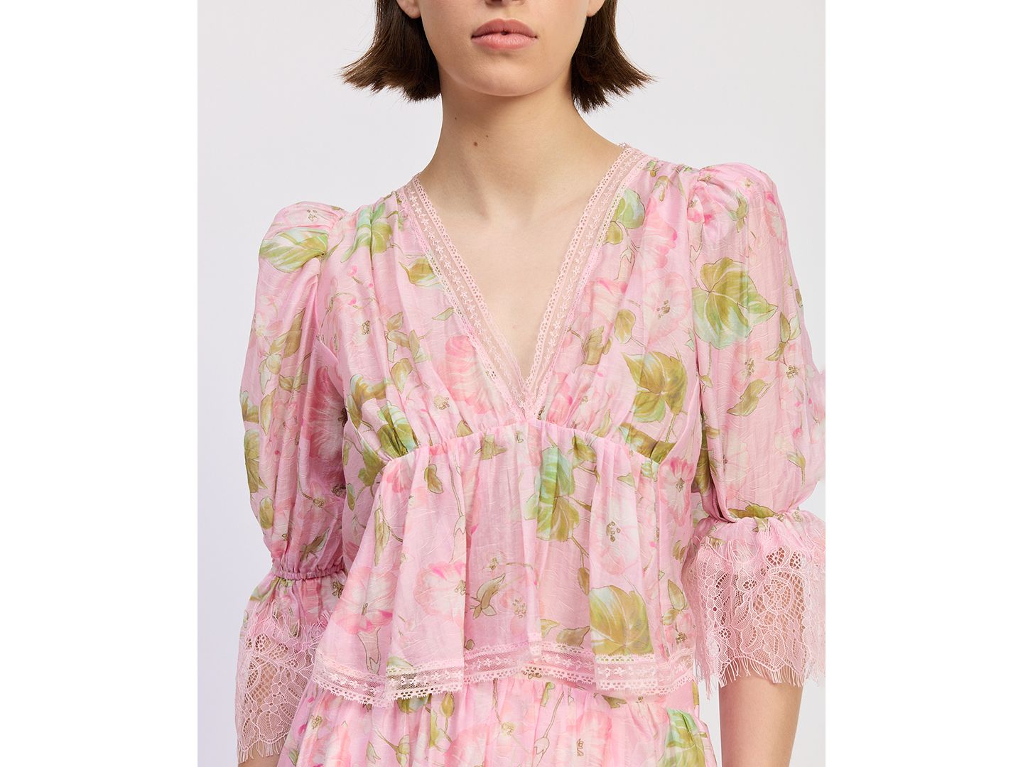 Женский топ En Saison 3/4-Sleeve V-Neck, цвет: Розовая слоновая кость оливковый — фото 3