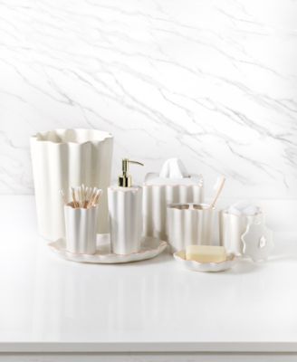 Mare Toothbrush Holder