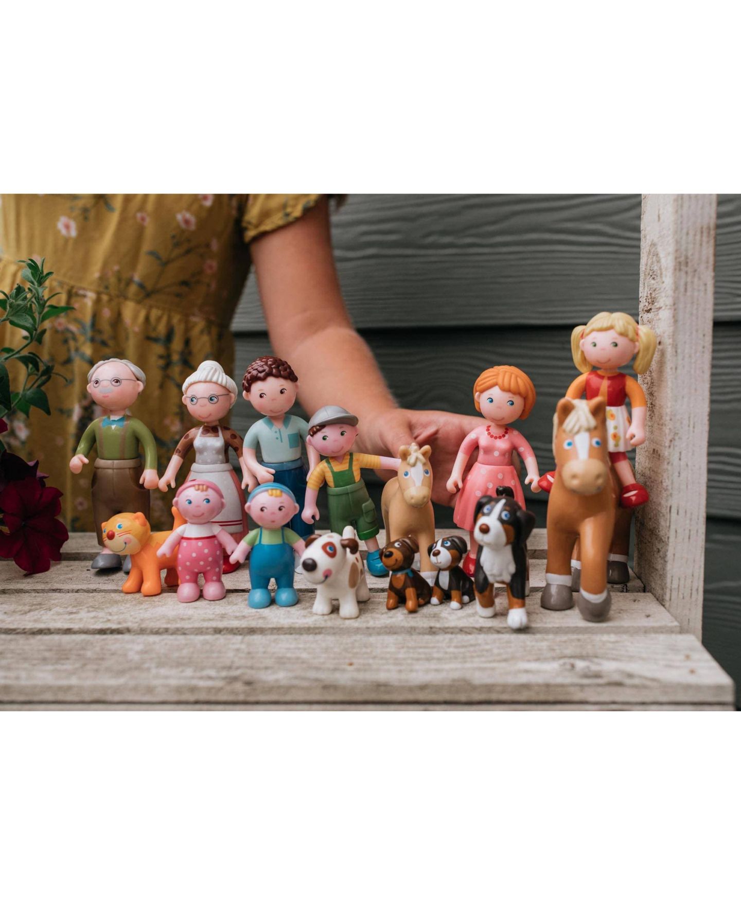 Коллекционная подвижная кукла Haba Little Friends Katrin, 4.5", от 3 лет — фото 5