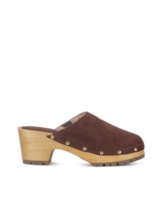 CEDRUS Womens Fine Suede Studded Mules
