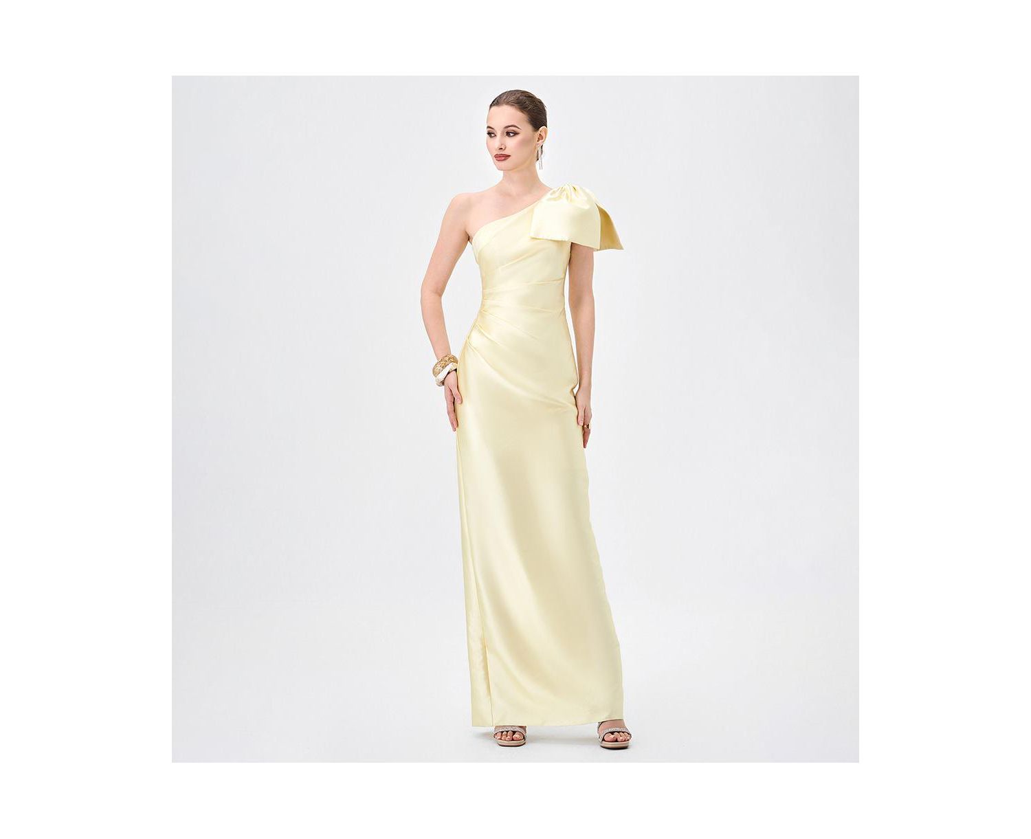 Women's Aramy One Shoulder Bow Gown