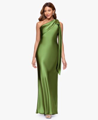 Women's One-Shoulder Ball Gown