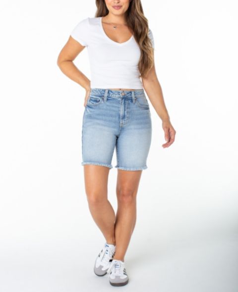 Женские шорты Celebrity Pink Juniors' Basic Bermuda Mid-Rise, цвет: Come Back