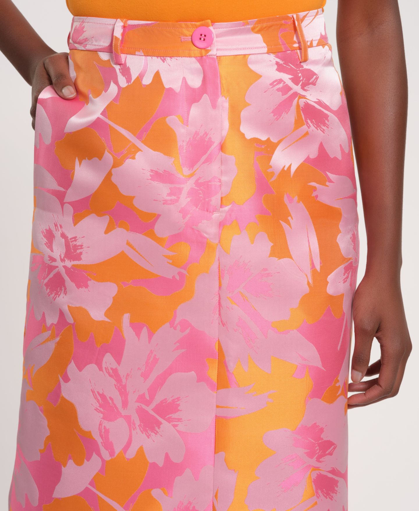 Женская юбка Isaac Mizrahi Pull-On Midi Floral, цвет: Bold Brocade — фото 2