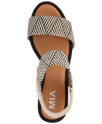 Women's Brittni Round Toe Wedge Sandals