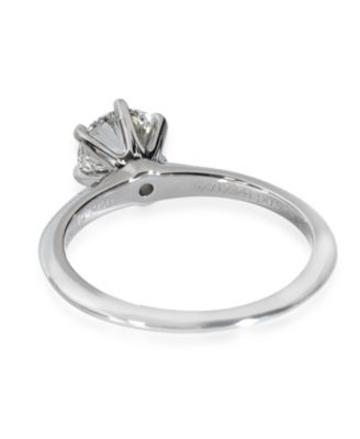0.95 ct Round Brilliant Diamond Engagement Ring