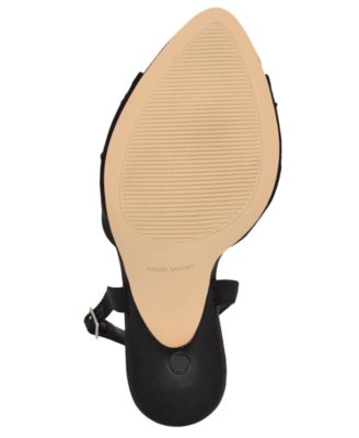Nine West x Marilyn Monroe Women's Vixxie Stiletto Dress Sandals