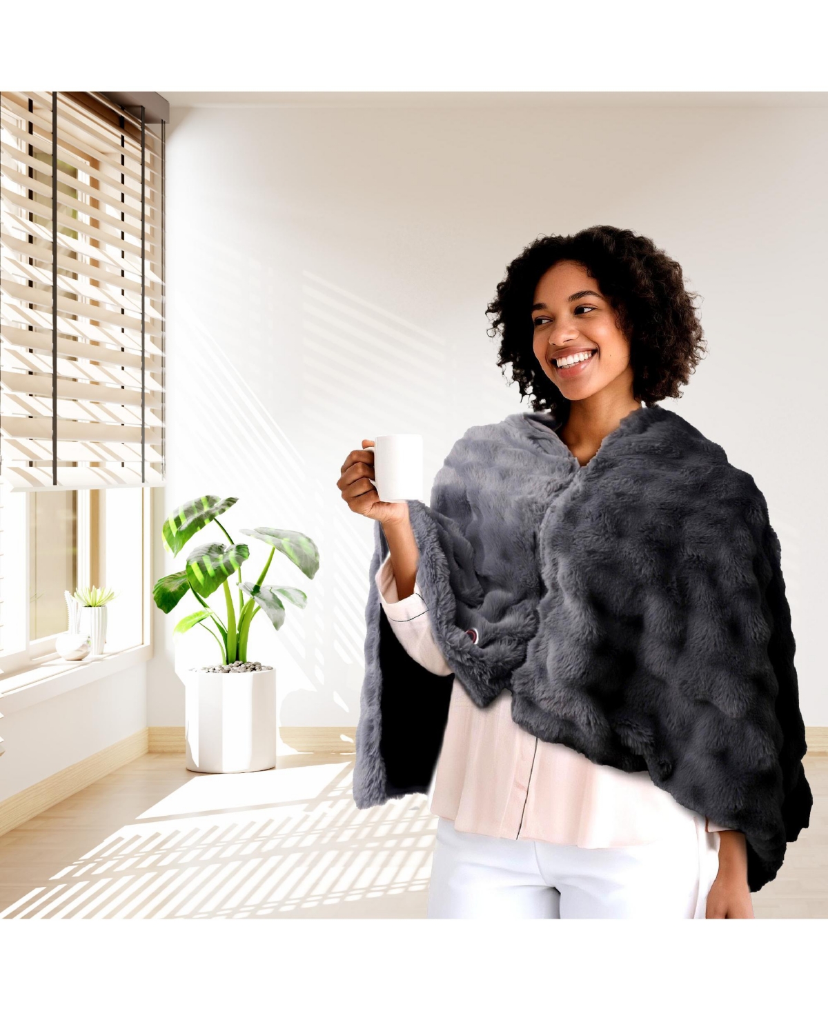 Pursonic Heated Poncho & 6-Speed Deep Tissue Massager