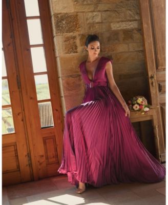 Women's Ieena Pleated Plunge Neck Belted Satin Gown