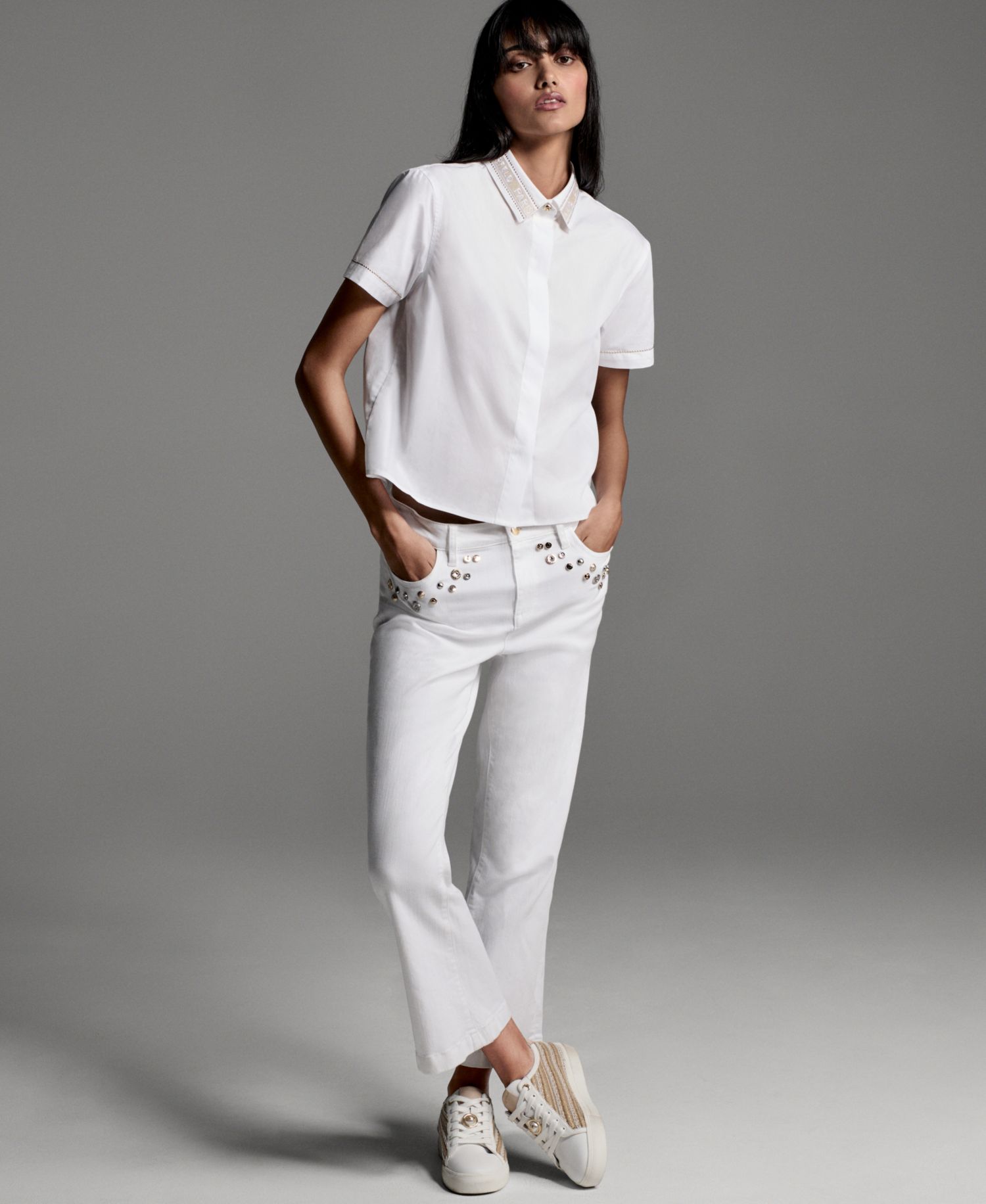 Women's Short-Sleeve Embroidered-Collar Top