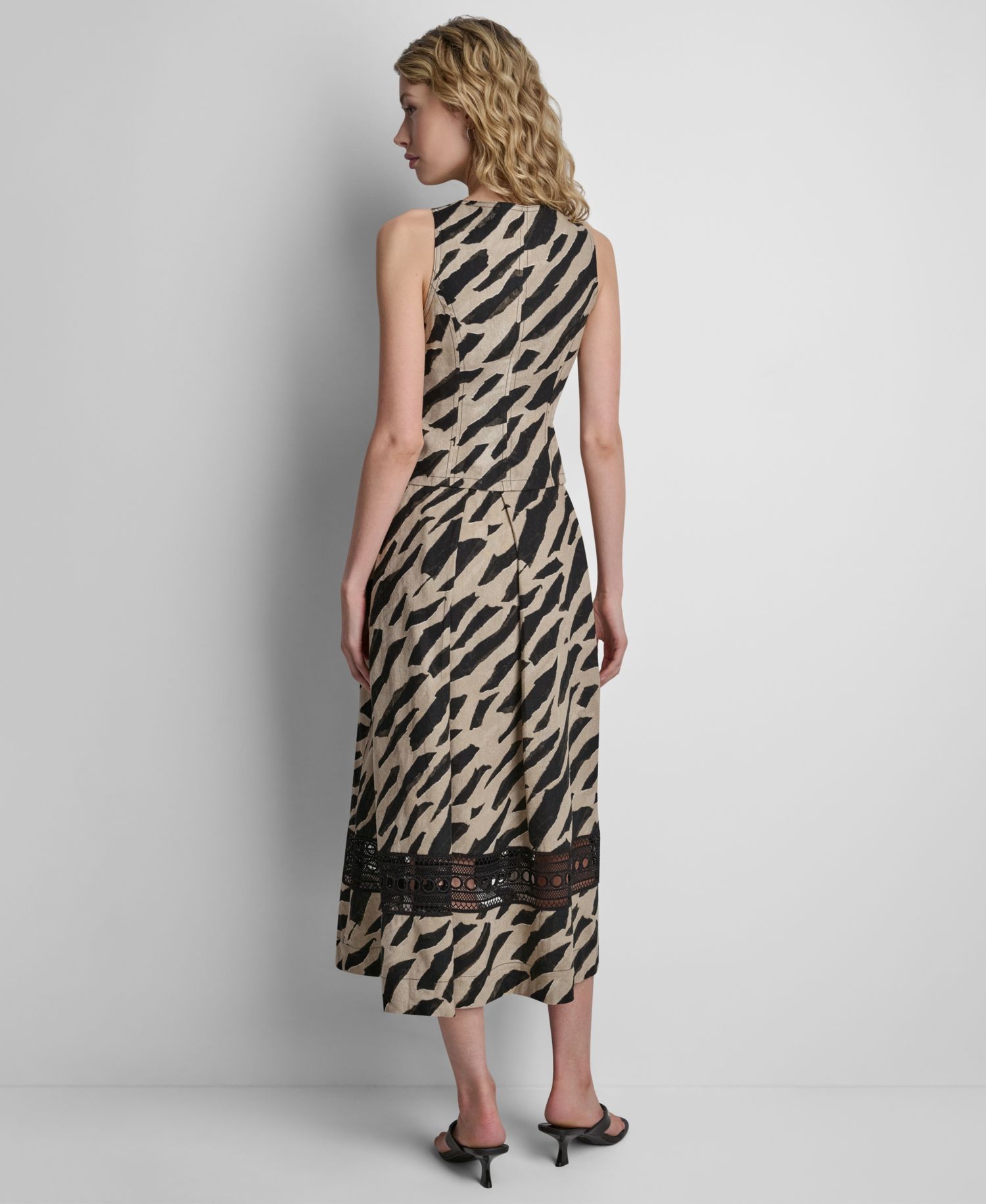 Women's Sleeveless Printed Zip-Front Top