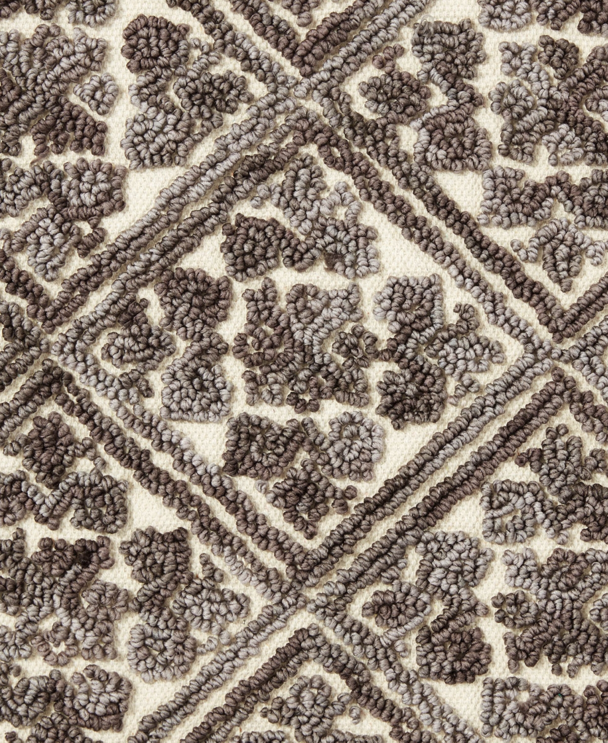Laura Ashley Scalloped Skid Resistant Accent Rug, 26" x 45"