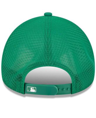 Men's Kelly Green Athletics 2026 Batting Practice Alternate Apex 9FORTY Adjustable Hat