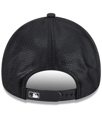 Men's Black Pittsburgh Pirates 2026 Batting Practice Alternate Apex 9FORTY Adjustable Hat