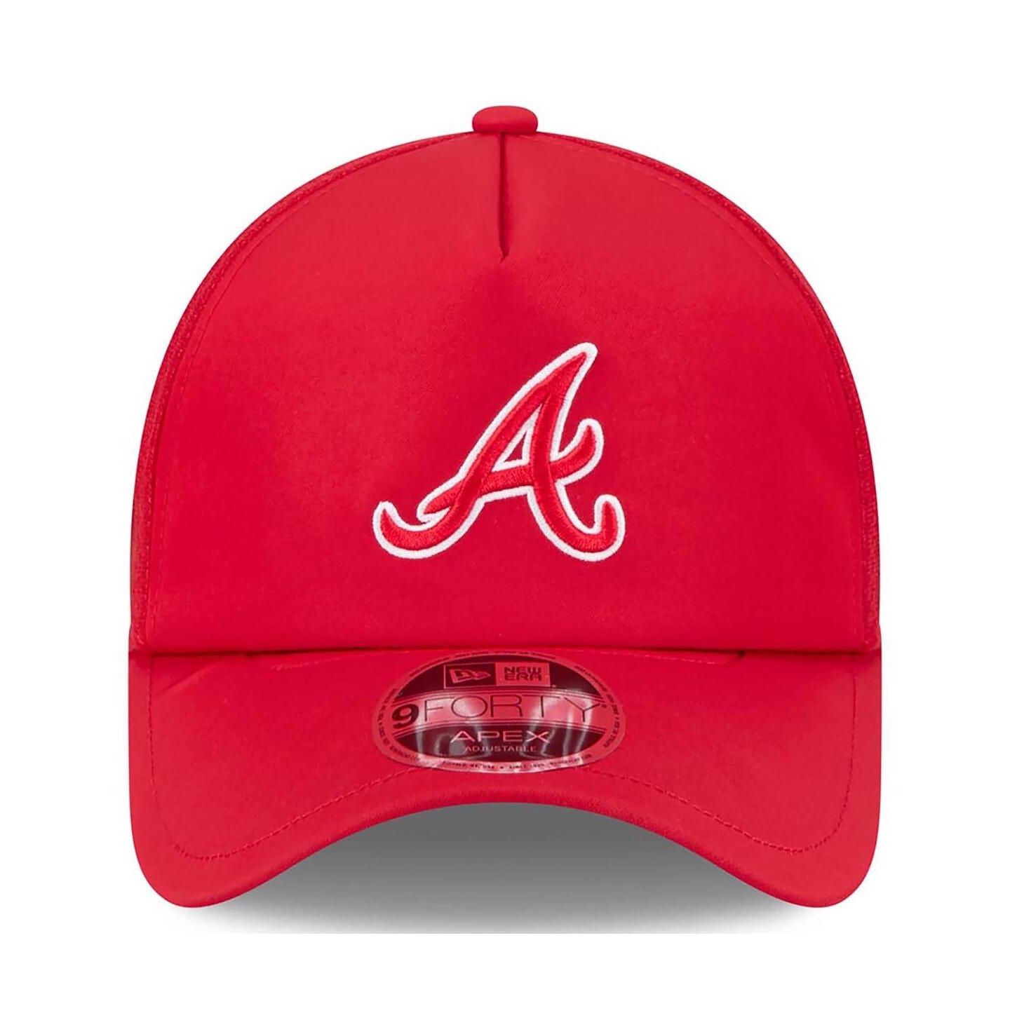 Мужская кепка New Era Red Atlanta Braves 2026 Batting Practice Apex 9FORTY Adjustable Trucker Hat — фото 4