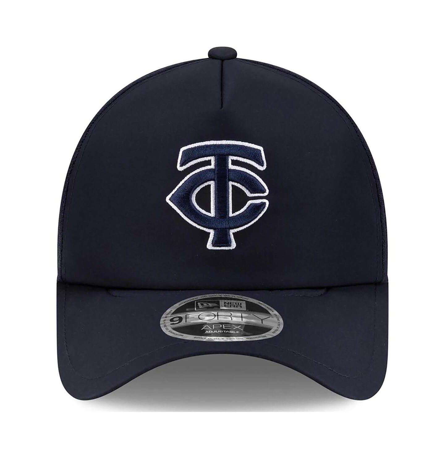 Мужская кепка New Era Navy Minnesota Twins 2026 Batting Practice Apex 9FORTY Adjustable Trucker Hat — фото 4