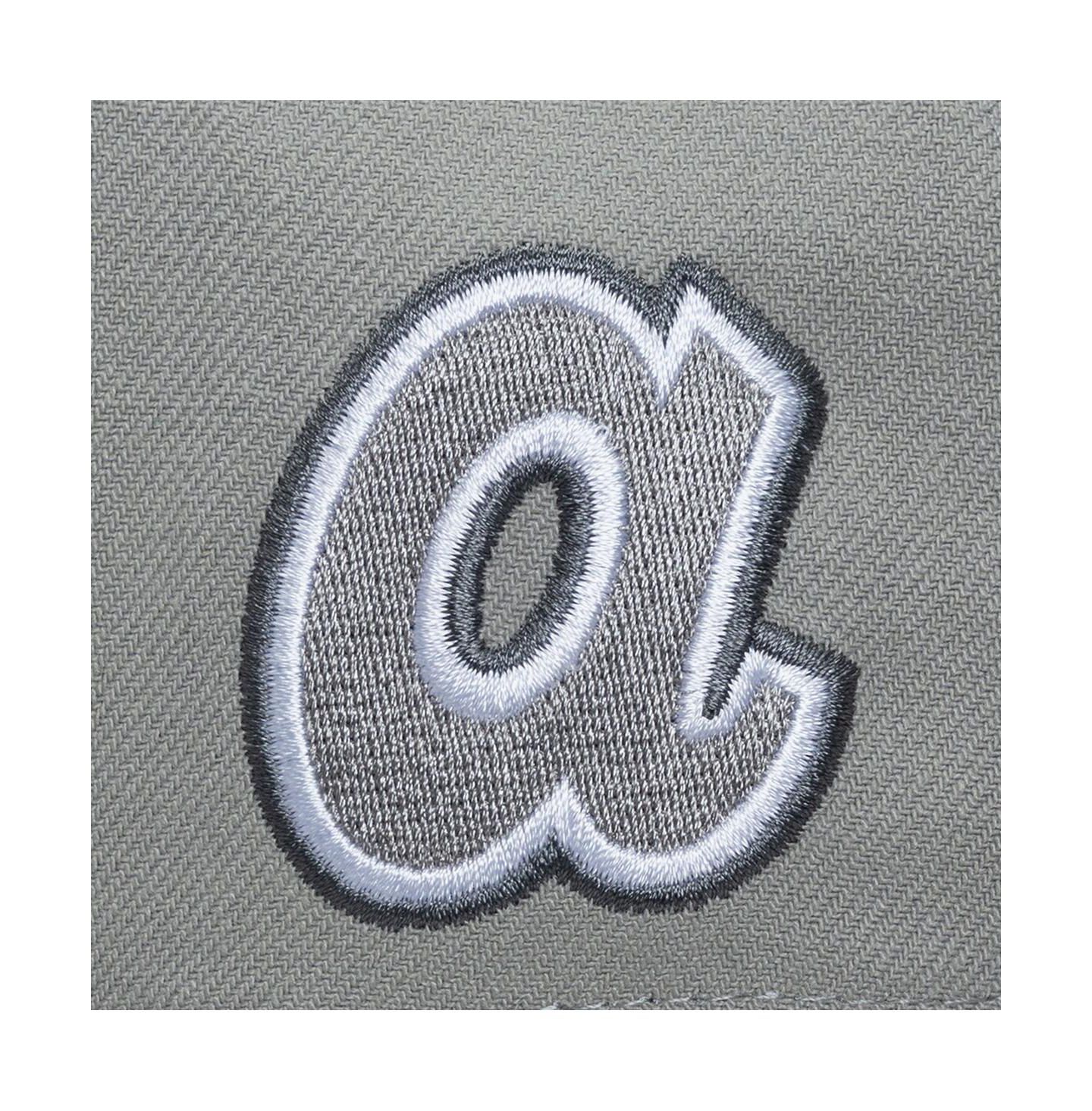 Мужская кепка Mitchell & Ness Gray Atlanta Braves Cooperstown Thunderstorm Head Coach Pro-Crown Adjustable Hat — фото 4