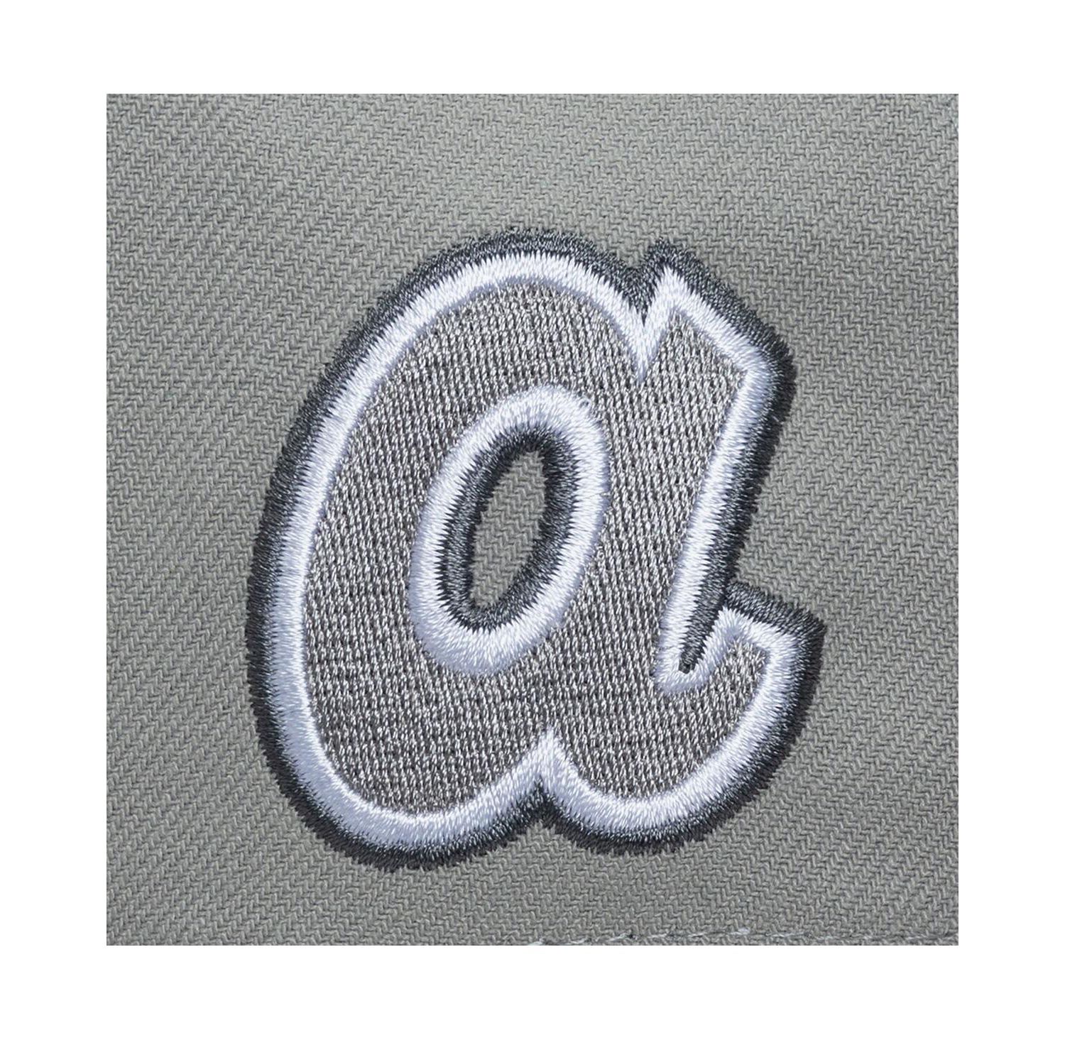 Men's Gray Atlanta Braves Cooperstown Thunderstorm Head Coach Pro-Crown Adjustable Hat