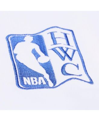 Men's White New York Knicks Arctic Fleece Sweatshirt